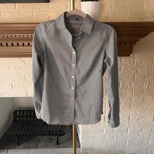 Classic Banana Republic Button-Down with Unique Pattern